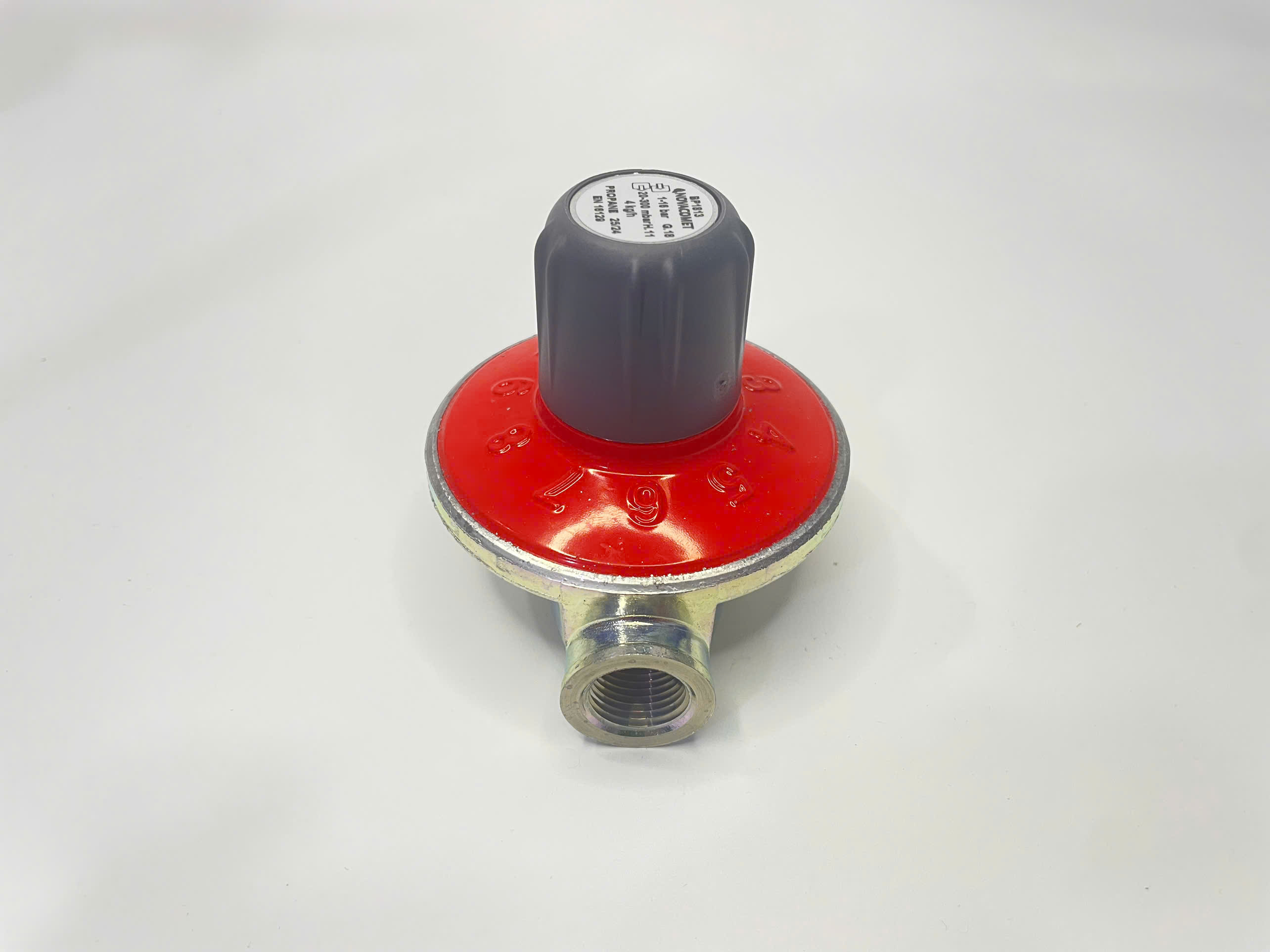 Van điều áp cấp 2 chỉnh được Novacomet italia BP1813