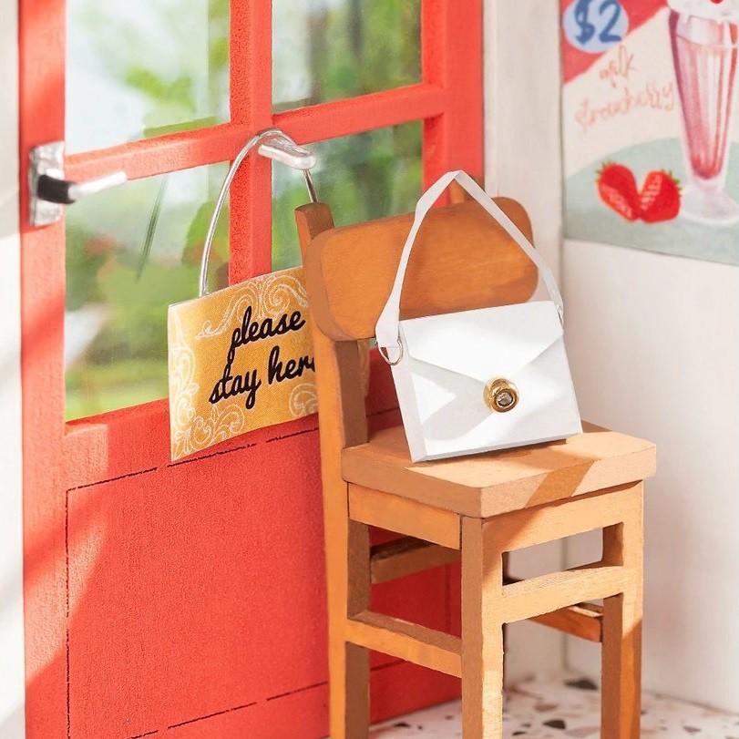 Mô hình nhà DIY Doll House Robotime Honey Ice-cream Shop DG148 Miniature