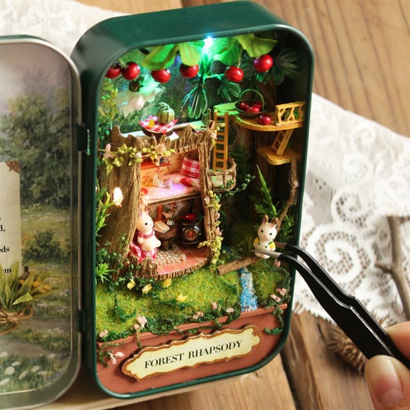 Mô hình nhà DIY Doll House Box Theatre ( Q001 - Q003 ) Kèm Bộ dụng cụ và Keo dán