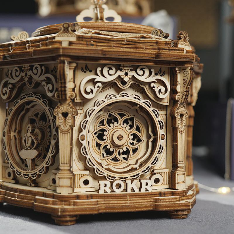 Mô hình Hộp nhạc Secret Garden DIY Mechanical Music Box AMK52 Robotime