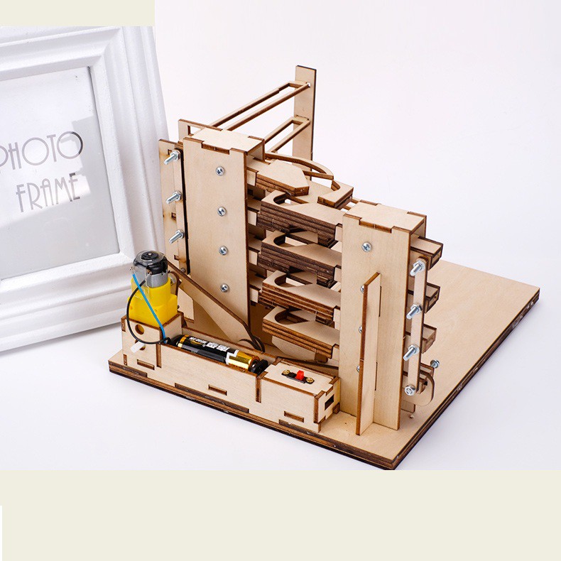 Mô hình Truyền động bánh răng 3D Hình Bậc thang Chạy bằng Pin và  Năng lượng Mặt Trời GZ218