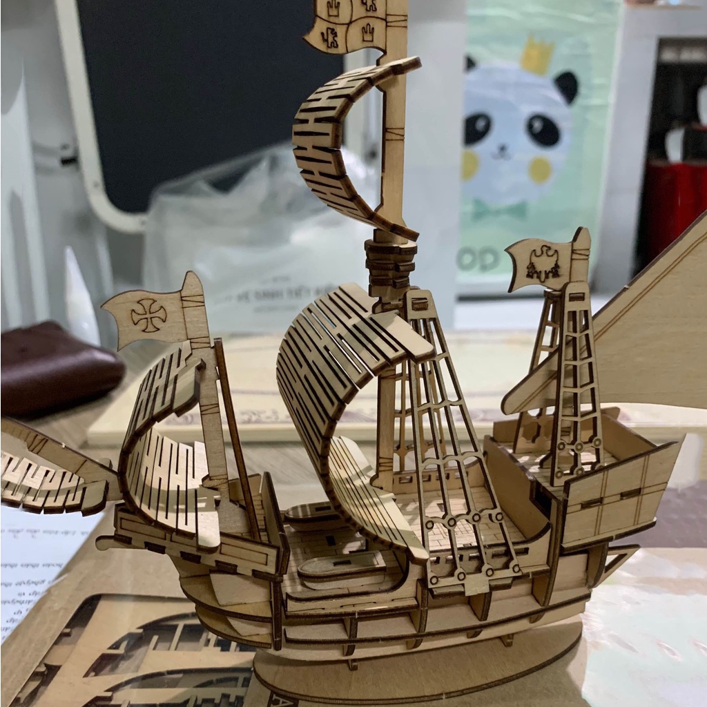 Đồ chơi lắp ráp gỗ 3D Mô hình Thuyền Buồm Sailing Ship - Tặng kèm đèn LED