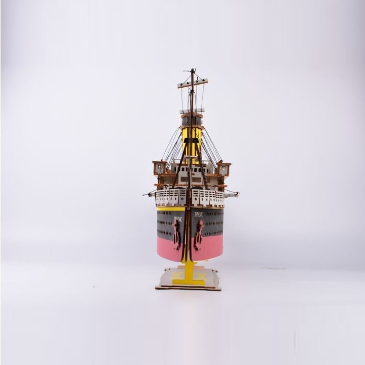 Đồ chơi lắp ráp gỗ 3D Mô hình Tàu Titanic Laser - Tặng kèm đèn LED USB trang trí