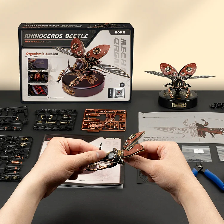 [BẢN QUỐC TẾ TIẾNG ANH] Mô hình Sinh vật Cơ động học Bọ Trinh Thám Tê Giác Rhinoceros Beetle MI01 Robotime