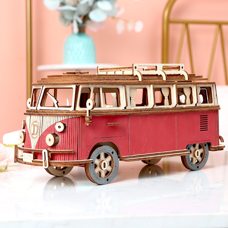 Đồ chơi lắp ghép gỗ 3D Mô hình Xe Cắm trại Camper Van DG-Q701 Màu Đỏ