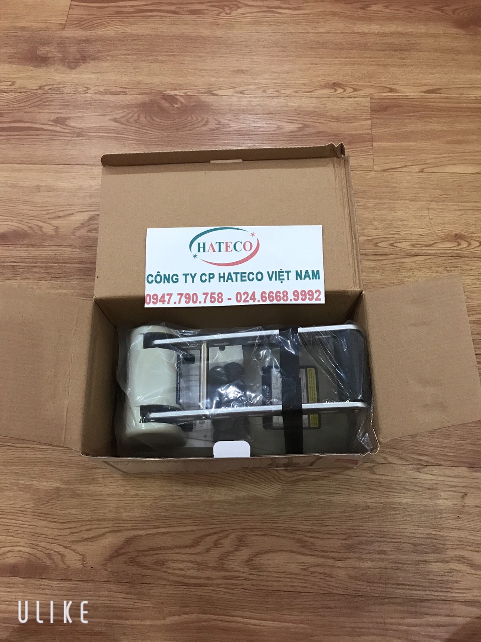 MÁY ĐỤC LỖ 100 TỜ DELI 0130( ĐỤC LỖ 0130 DELI) HÀNG CHÍNH HÃNG DẬP 2 LỖ 0130
