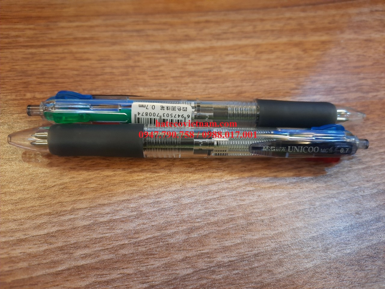 BÚT BI 4 MÀU UNICOO BP8030