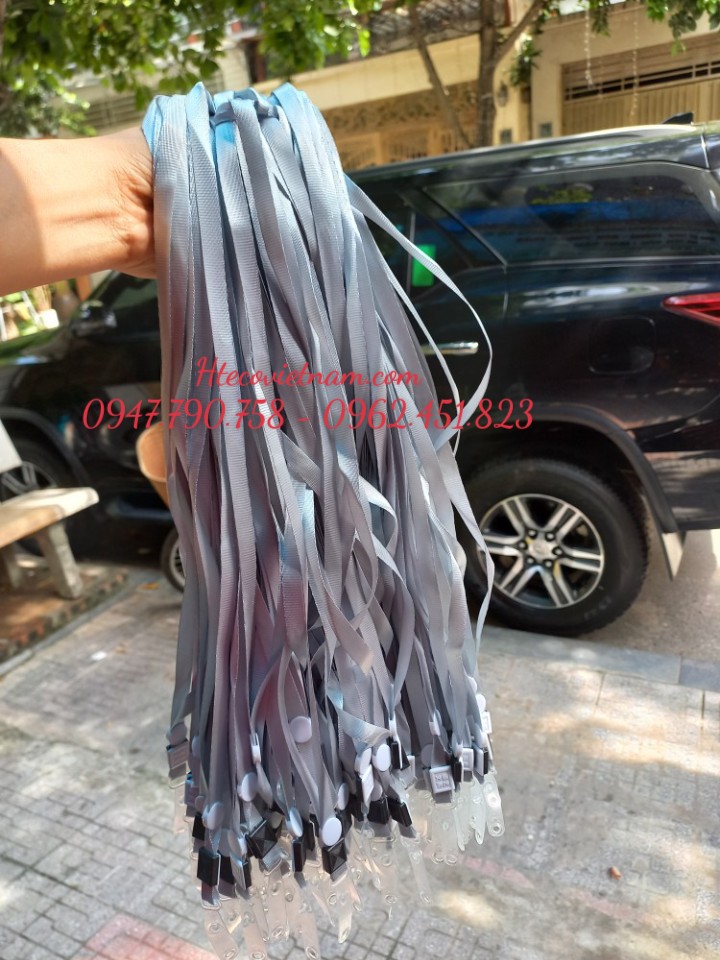 DÂY ĐEO THẺ LỤA MÓC NHỰA MÀU GHI (loại 1) - DÂY ĐEO THẺ HỌC SINH, SINH VIÊN