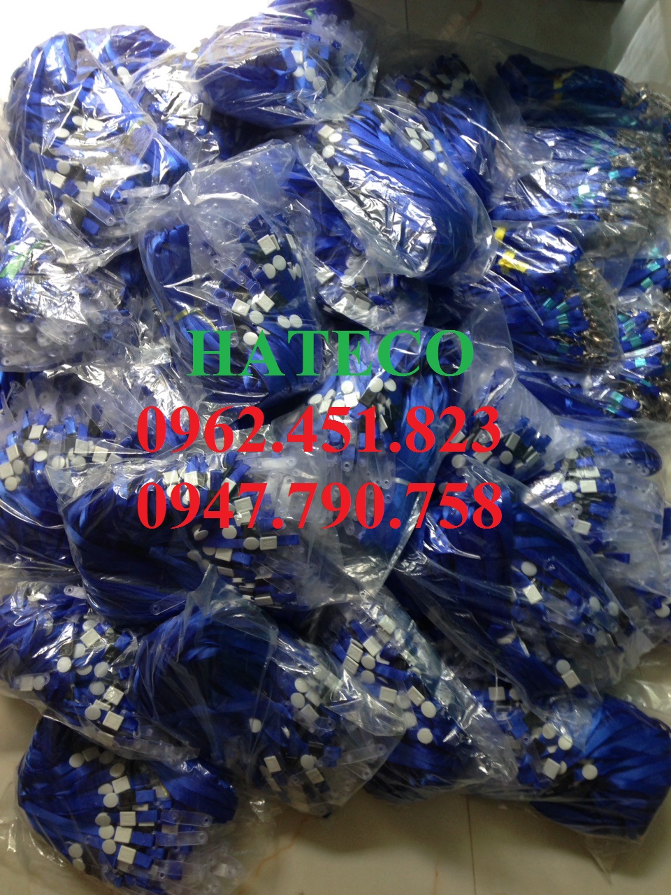 DÂY ĐEO THẺ LỤA MÓC NHỰA MÀU ĐEN (loại 1) - DÂY ĐEO THẺ HỌC SINH, SINH VIÊN