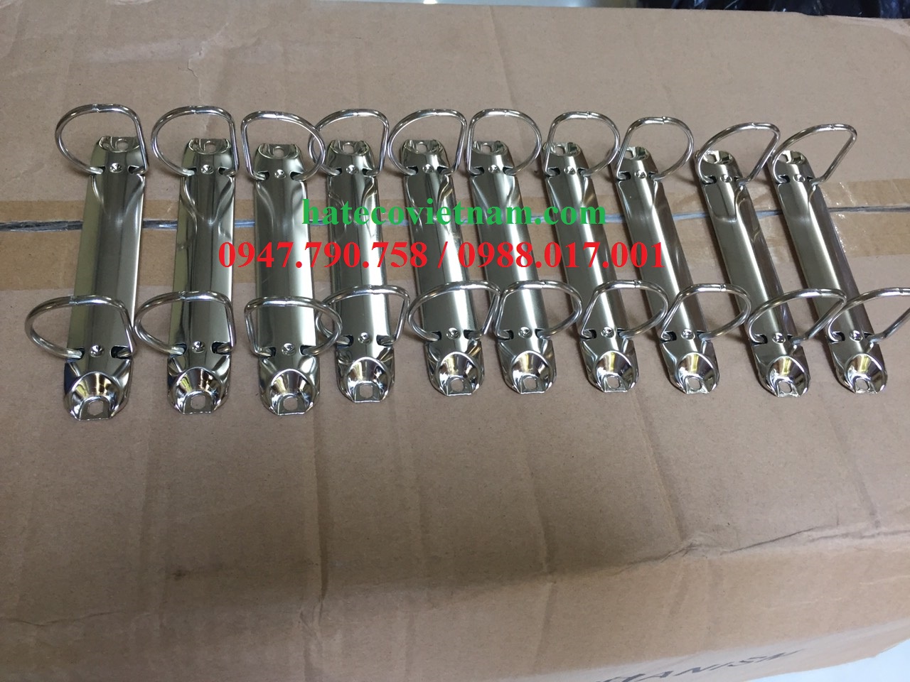 KHÓA CÒNG CHỮ D 3.5cm- KHÓA CHỮ O - KHÓA 2 ORING GẮN BẢNG TIN