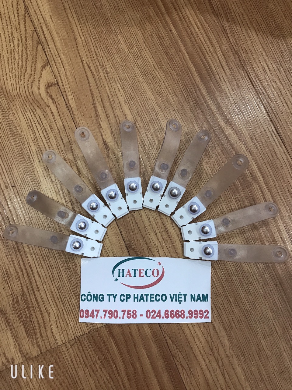 KẸP THẺ NHỰA TRẮNG MÓC TRẮNG (HÀNG CAO CẤP) - CÀI THẺ NHỰA - Kẹp Giữ Thẻ Bằng Nhựa Tiện Dụng - Kẹp thẻ đeo