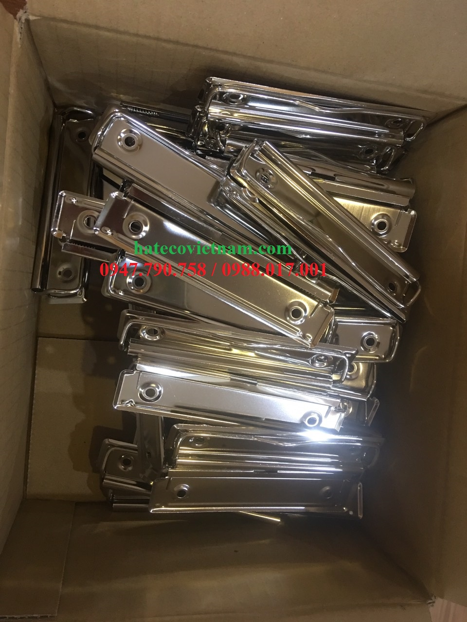 Khóa trình ký trơn - Kẹp trình ký (hàng cao cấp, đẹp, sáng bóng)- Gắn bảng tin