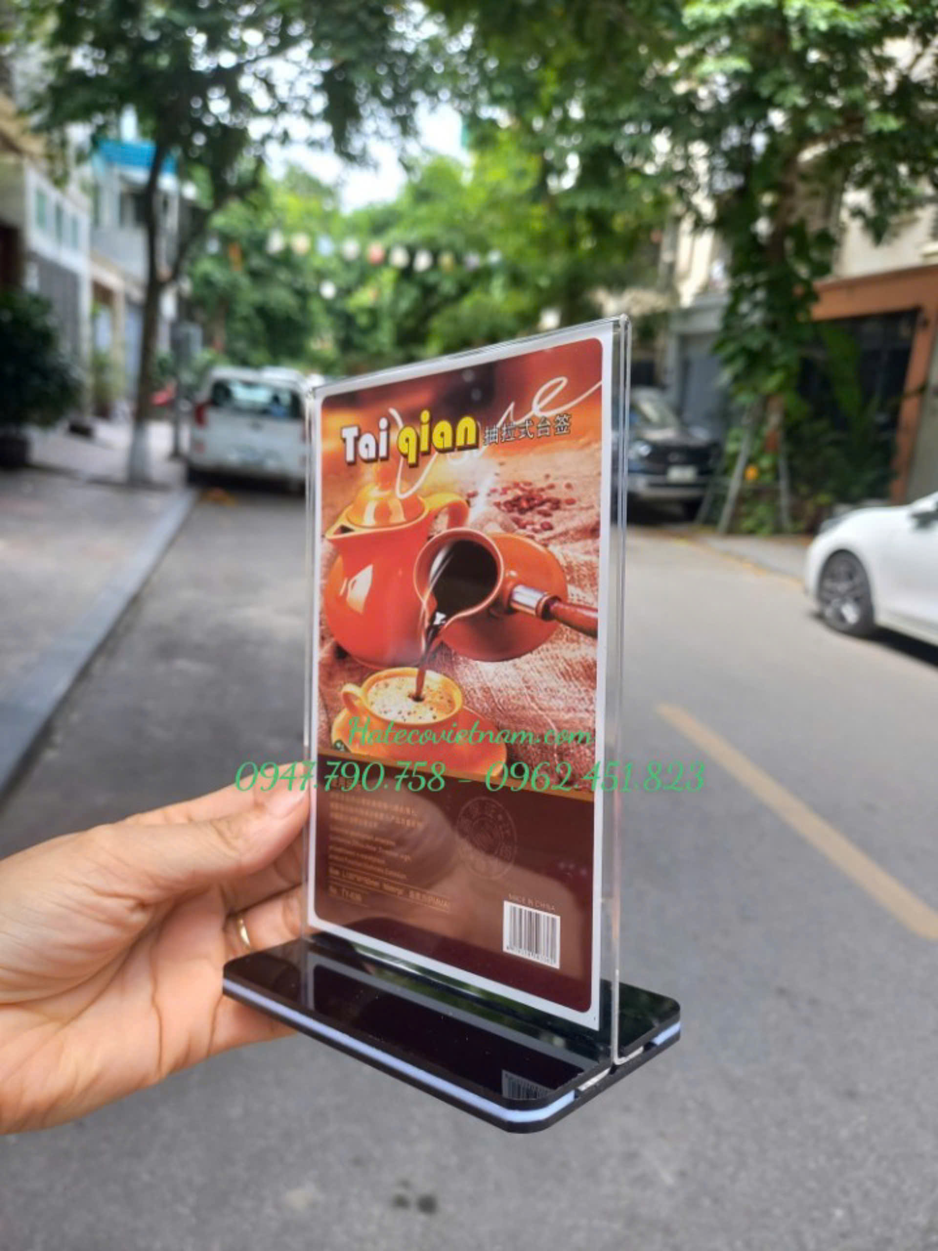 MENU MIKA A6 DỌC TRONG SUỐT (đế đen) - BIỂN ĐỂ BÀN - STANDER