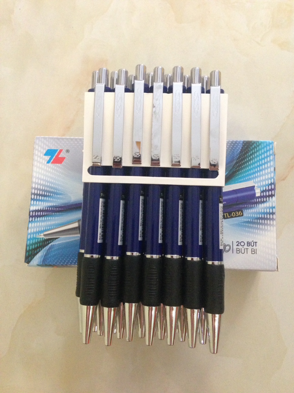 BÚT BI THIÊN LONG TL-036 MÀU XANH CÓ ĐỆM HÀNG CHÍNH HÃNG THIÊN LONG