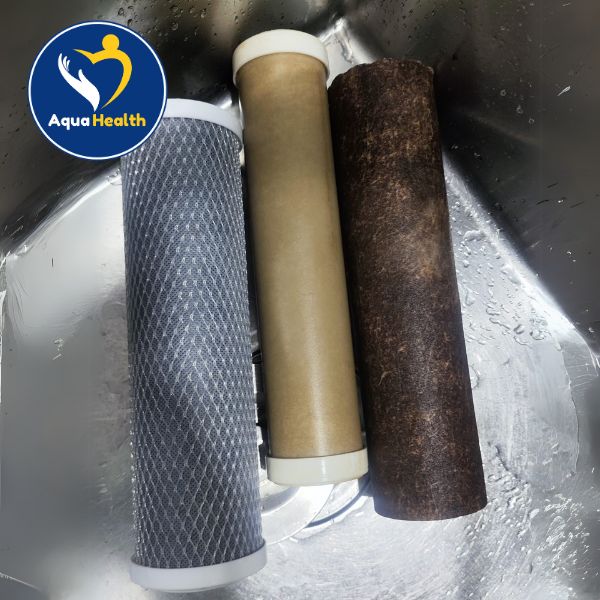 Lõi lọc thô hoặc bộ lọc thô bị bẩn gây tắc nghẽn