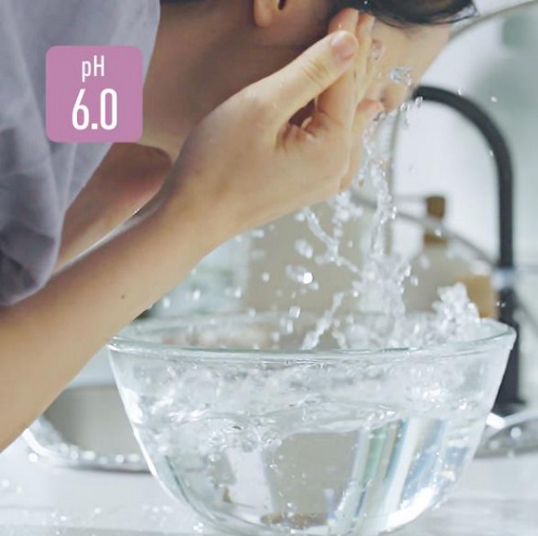 Nước axit nhẹ bảo vệ làn da của bạn