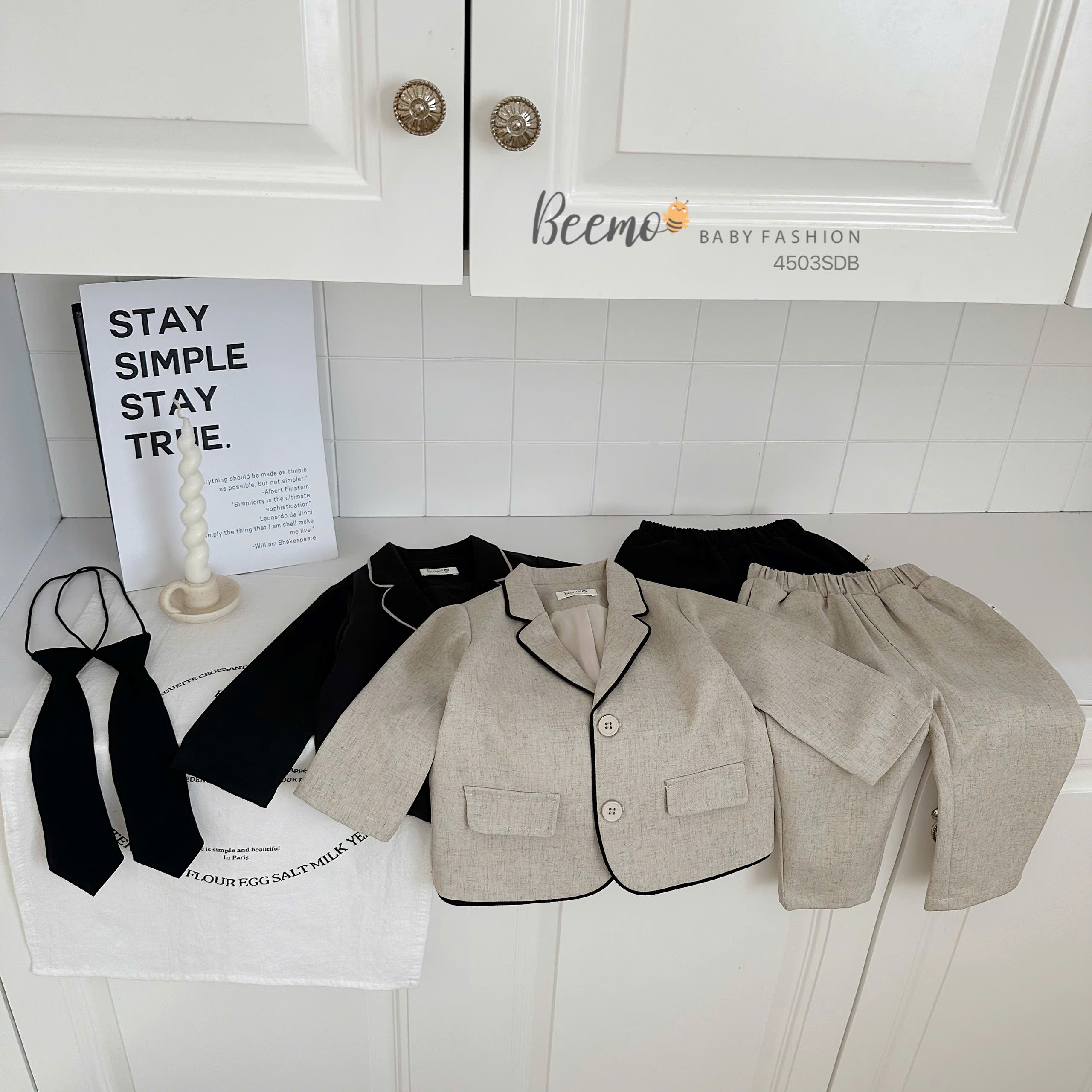 BEEMO_ SET VEST 3 CHI TIẾT CHÉO PHỐI VIỀN SANG TRỌNG CHO BÉ TRAI