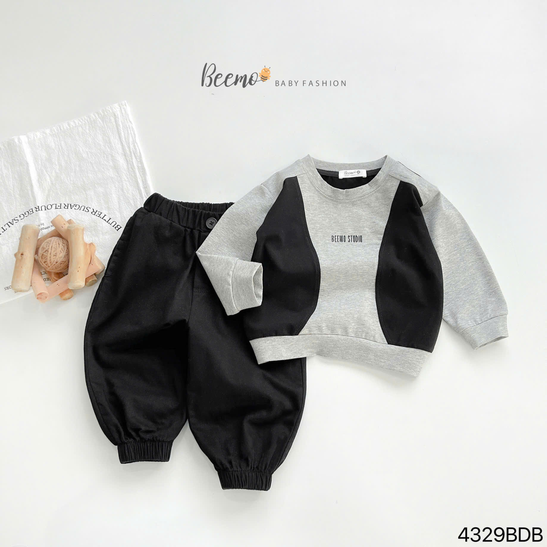 BEEMO_SET COTTON DAI TAY PHỐI THÂN STUDIO CHO BÉ TRAI