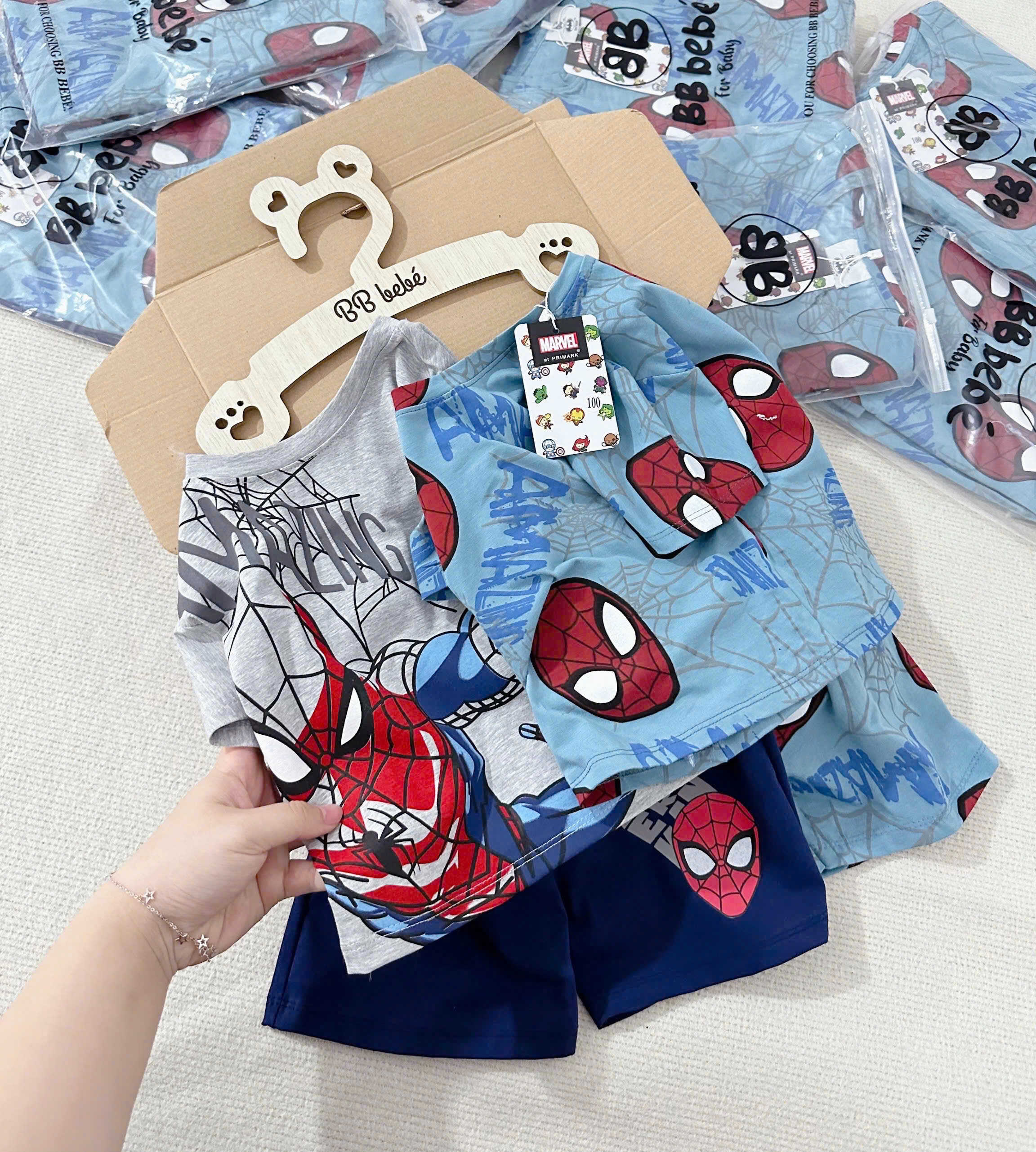 SET 2 BỘ NHỆN BÉ TRAI – SIÊU XINH VÀ NAM TÍNH, CỰC THOẢI MÁI