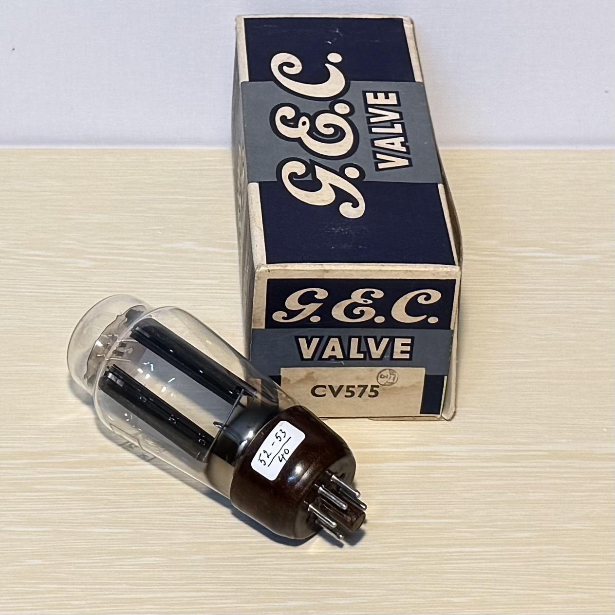 1x Rectifier tube GEC 5U4G CV575 U52 Black plate D getter New in