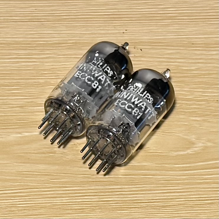 Bóng Đèn ECC81. Philips Miniwatt ECC81 / 12AT7 Foil D getter Code TK1 ∆7B Tested 98% TV7