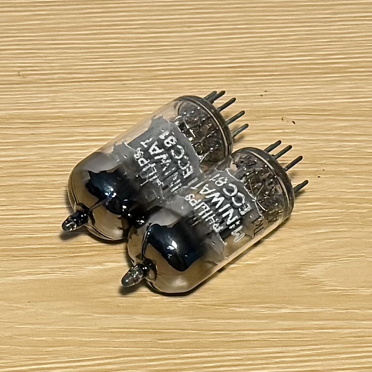 Bóng Đèn ECC81. Philips Miniwatt ECC81 / 12AT7 Foil D getter Code TK1 ∆7B Tested 98% TV7