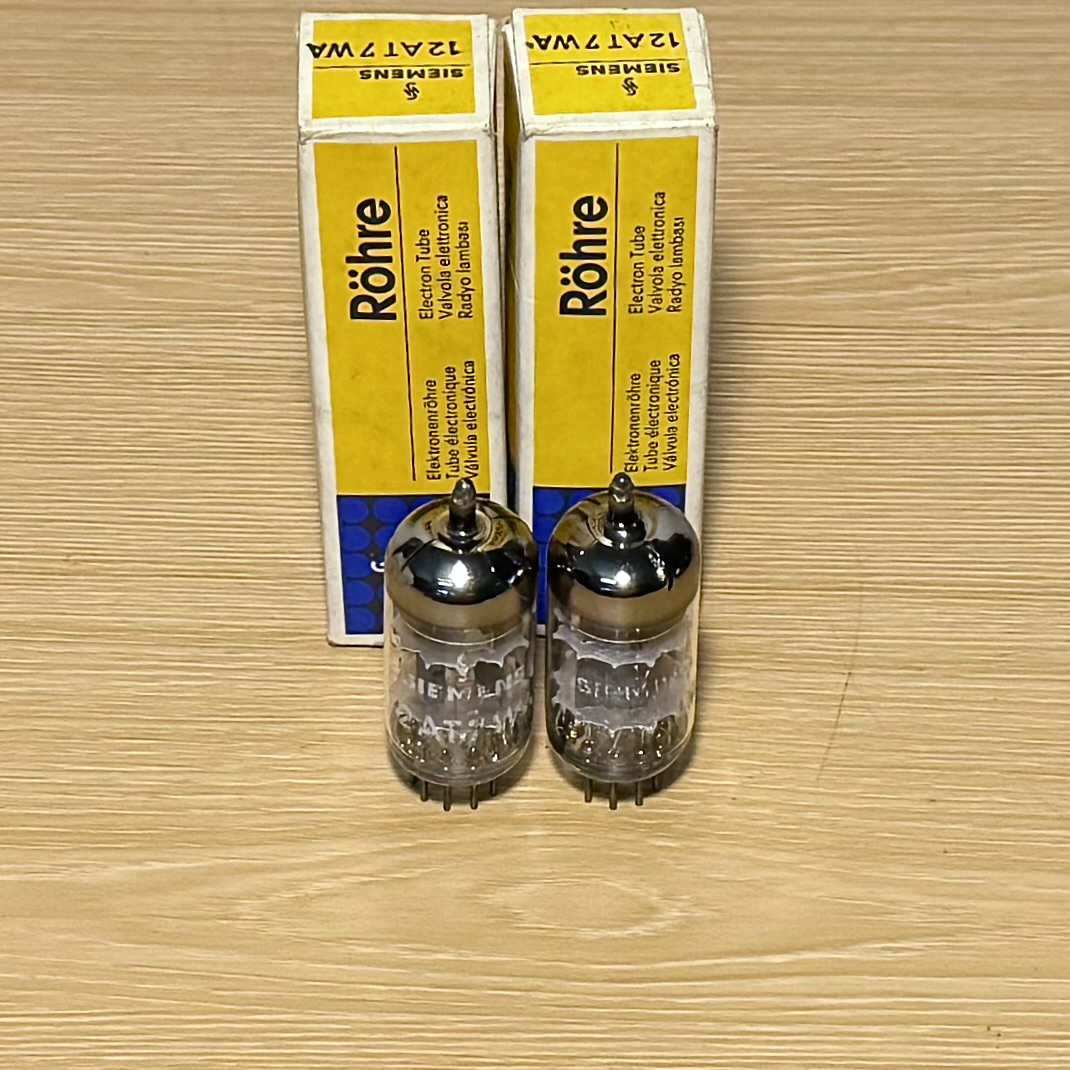 Bóng Đèn 12AT7WA. Siemens 12AT7WA / ECC81 Trip Mica Test New