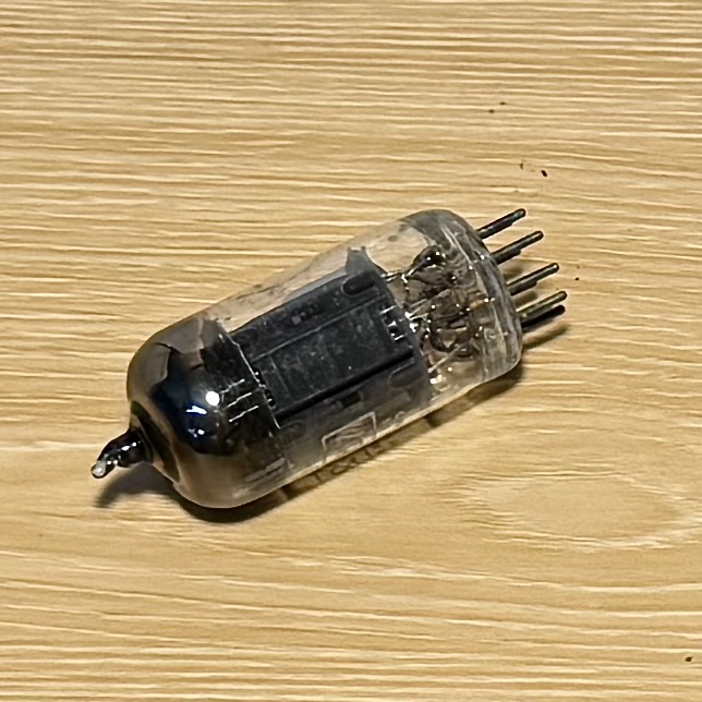 1x Brimar 12AU7 Tấm Đen 17mm. Square Getter Đã Được Kiểm tra trên 100%