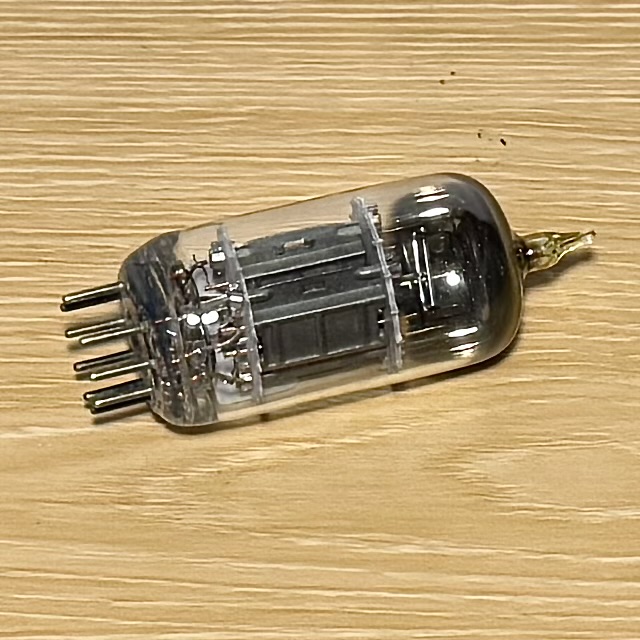 Bóng Đèn 5814 12AU7 Tấm Trung Bình 15mm. Squa Getter Đã Được Kiểm Tra Trên 100%TV7