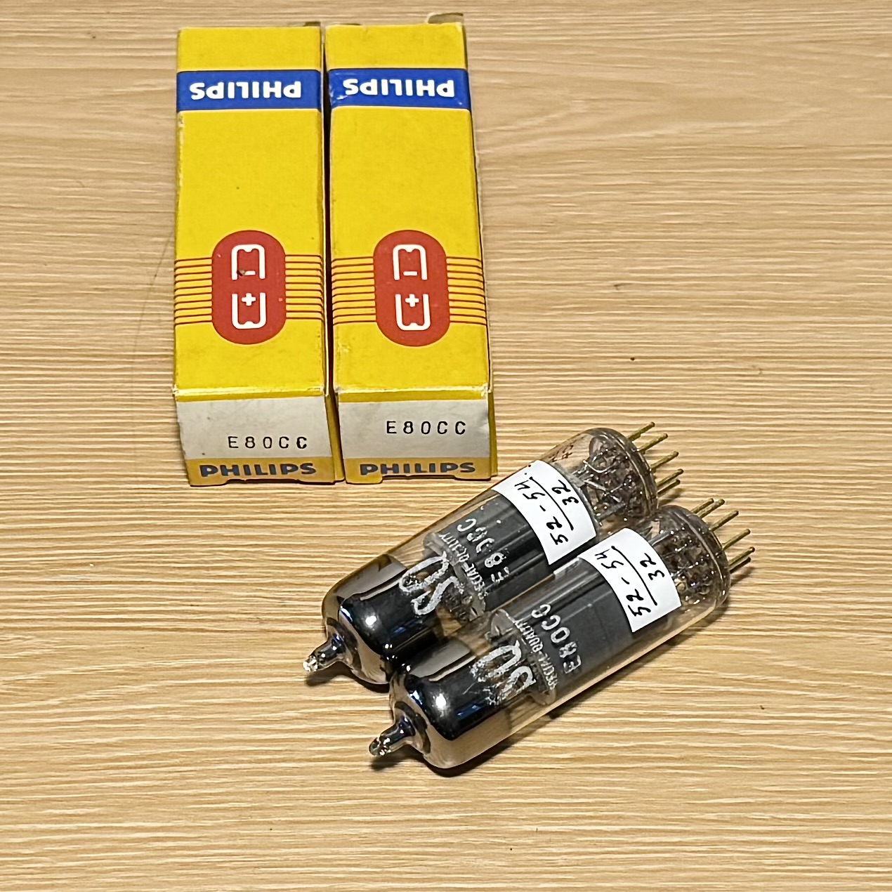 Bóng Đèn E80CC. Philips E80CC / 12AU7 Bản SQ Đặc Biệt, Ống Chân Không Cổ Điển ( N1 )