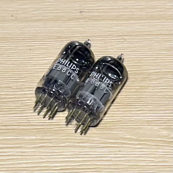 Bóng Đèn E88CC/6DJ8. Philips E88CC / 6922 / 6DJ8 / ECC88 Vacuum Tube Tested 96% TV7