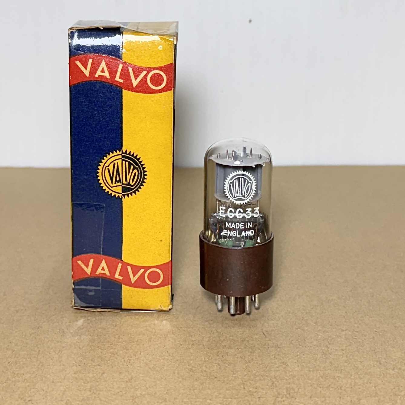 1Pc Valvo ECC33 6SN7GT B65 Brown Base Original Box (V10)