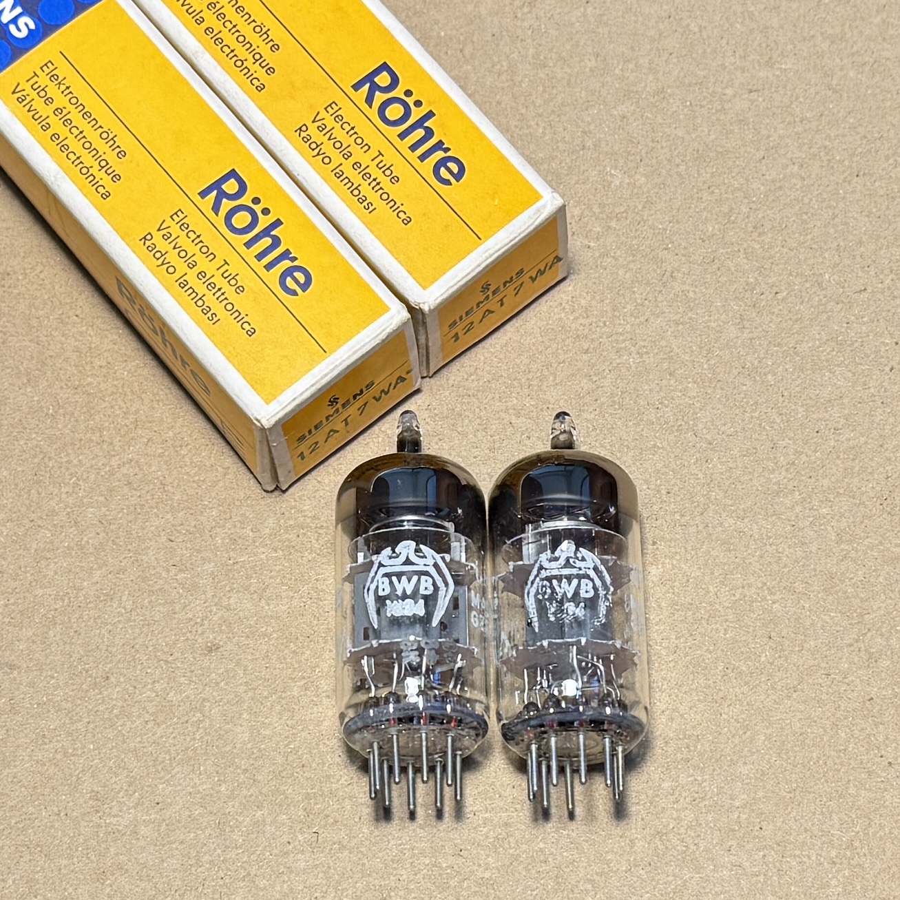 H. Siemens 12AT7WA ECC81 Trip Mica Tube 801S 6201 New in Box (VT9)