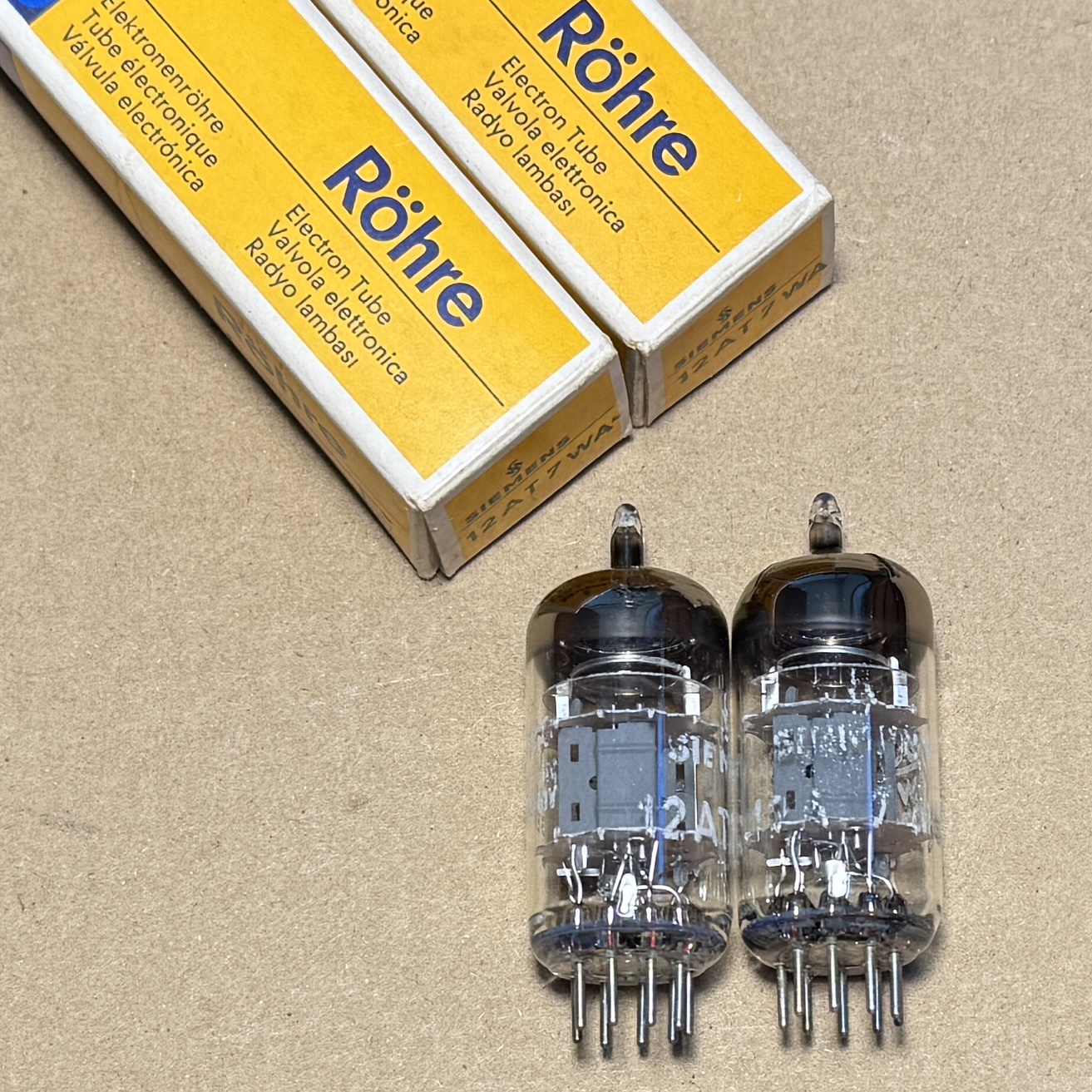 H. Siemens 12AT7WA ECC81 Trip Mica Tube 801S 6201 New in Box (VT9)