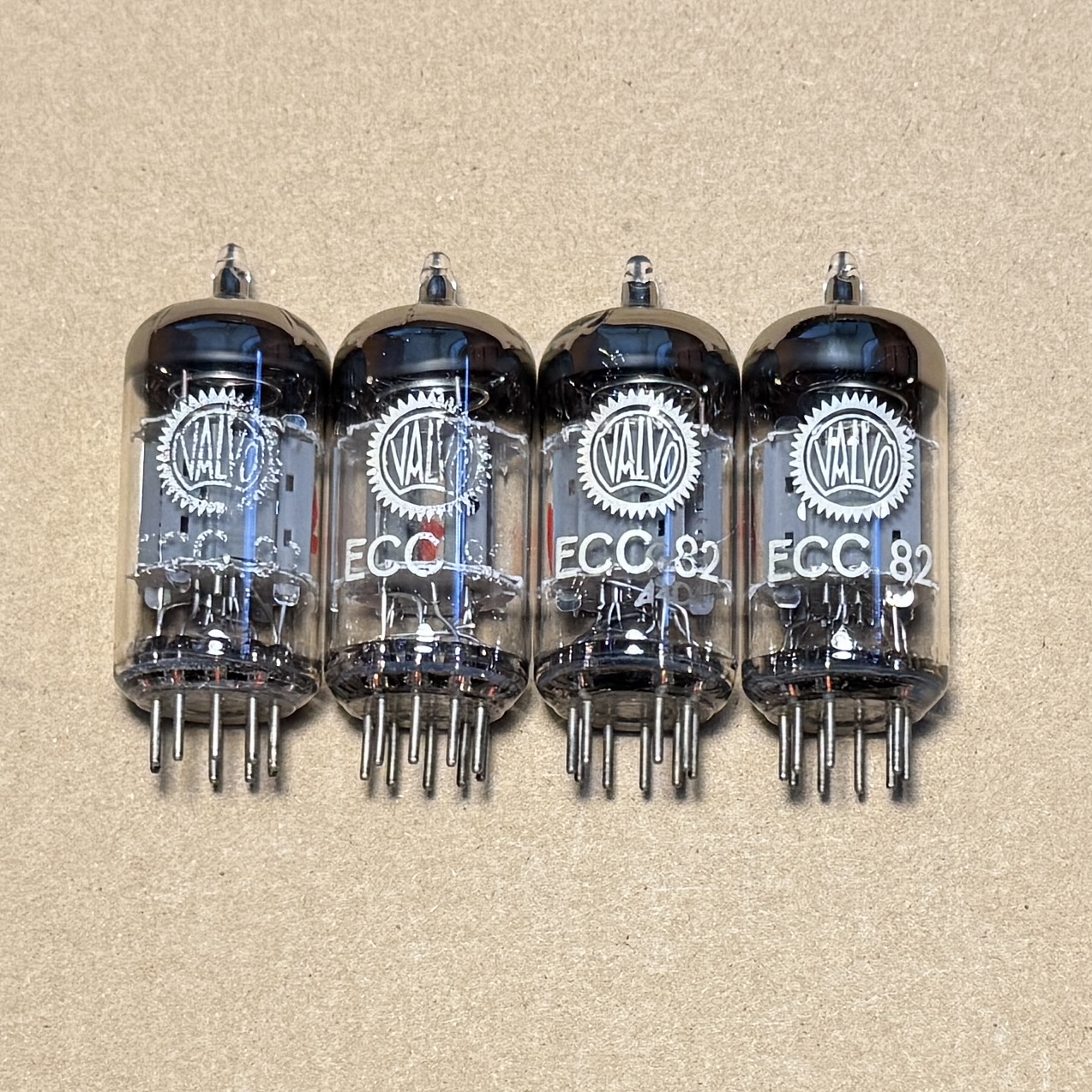 Ống Tiền Khuếch Đại ECC82 Valvo 12AU7 Sản Xuất Tây Đức
