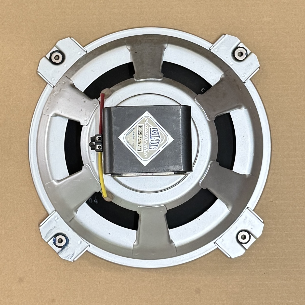 2PCS ISOPHON P25 / 11 ALNICO