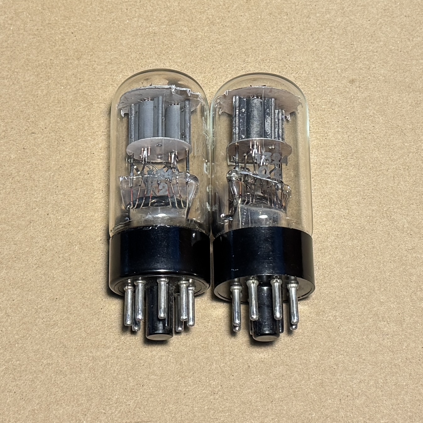 2x Mullard ECC33 Gray Plate Thin Black Sole Tubes 1950 Eq B65 6SN7GT (Code 1324 F2&C2)
