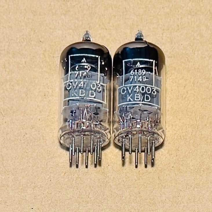 Bóng Đèn M8136 / CV4003 Mullard 12AU7 / ECC82 Tấm Hộp