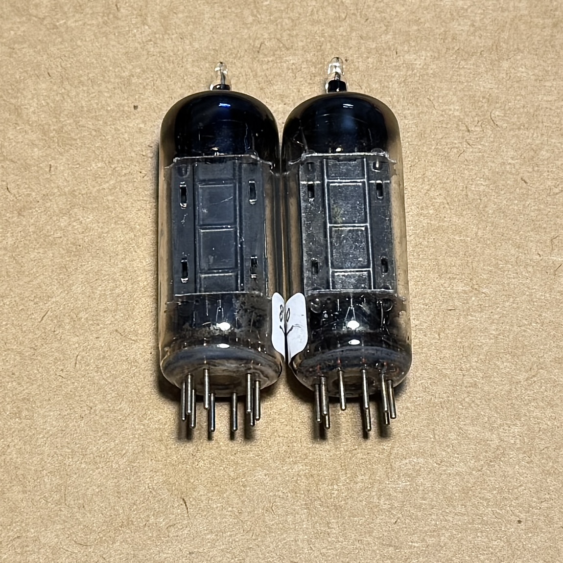 2Pcs RCA 6CG7 Tấm Đen Dài ( D getter ). Bóng Đèn RCA 6CG7 Đã Test Rất Mạnh