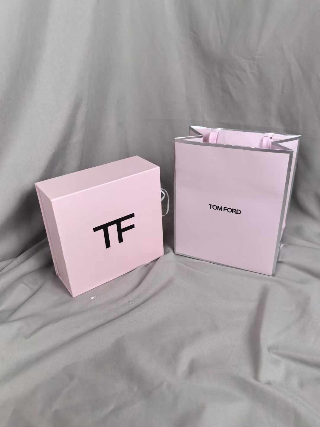 Túi & Hộp hãng TOMFORD