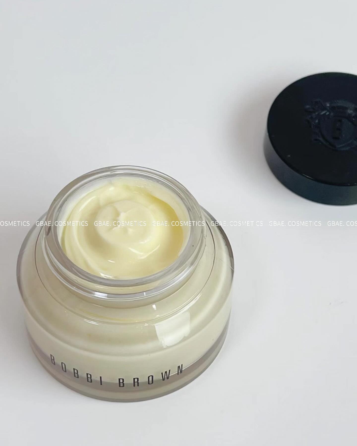 Kem lót dưỡng da Vitamin Enriched Face Base 50ml