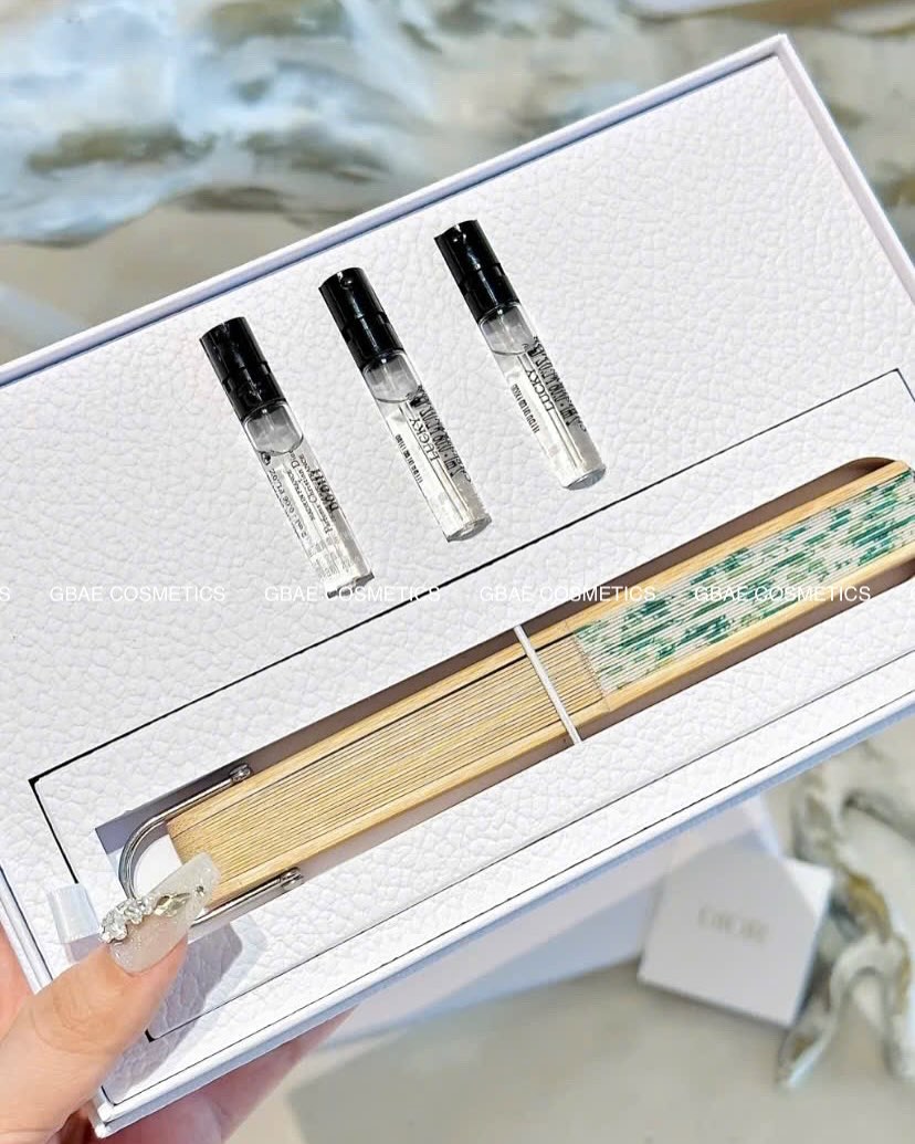 Set Quạt DIOR & Nước Hoa Lucky Wind Chime