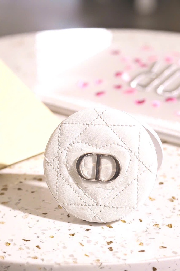 Gương mini DIOR Pocket Gift Chính Hãng
