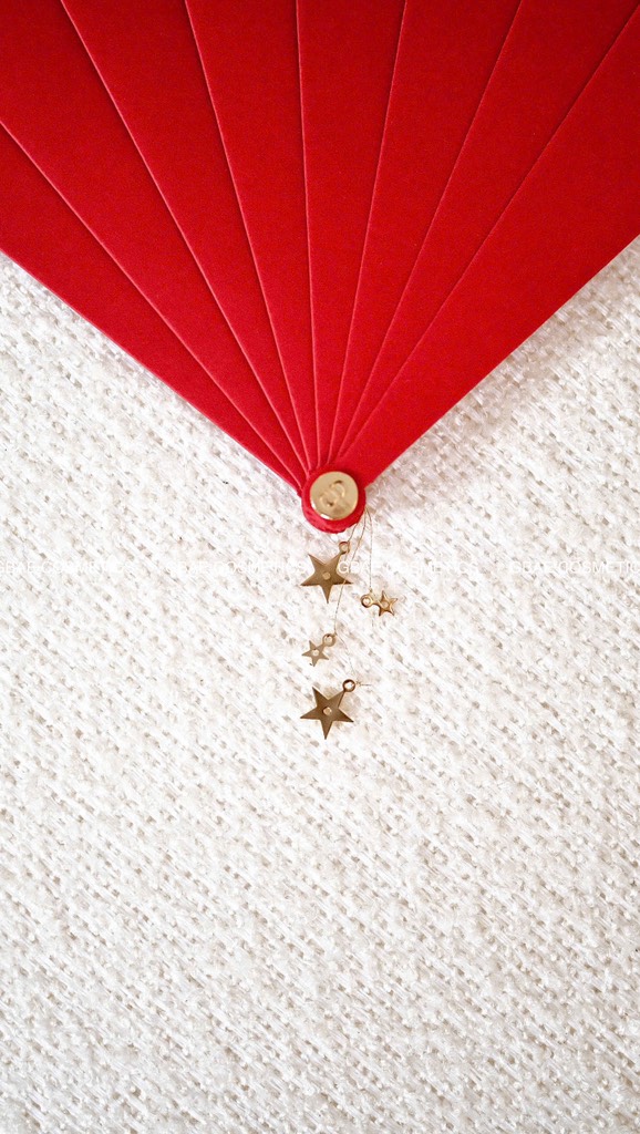 Quạt xếp cầm tay Christian Dior