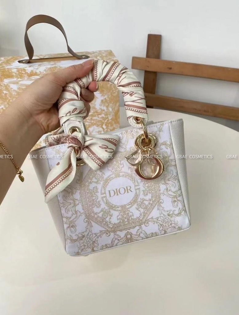 Túi DIOR custom hoạ tiết Holiday Limited dáng Lady size 25cm fullbox túi giấy hãng