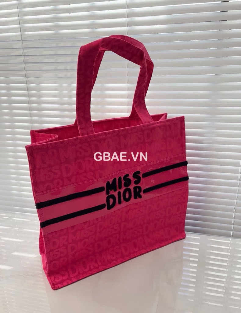 Túi Tote DIOR Lưới Gift Compliment Chính Hãng 42x35x13cm