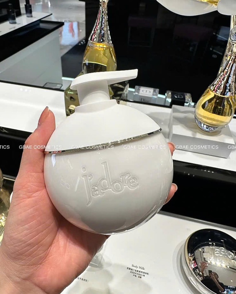 Sữa Tắm Và Dưỡng Thể Body DIOR J'adore 200ml