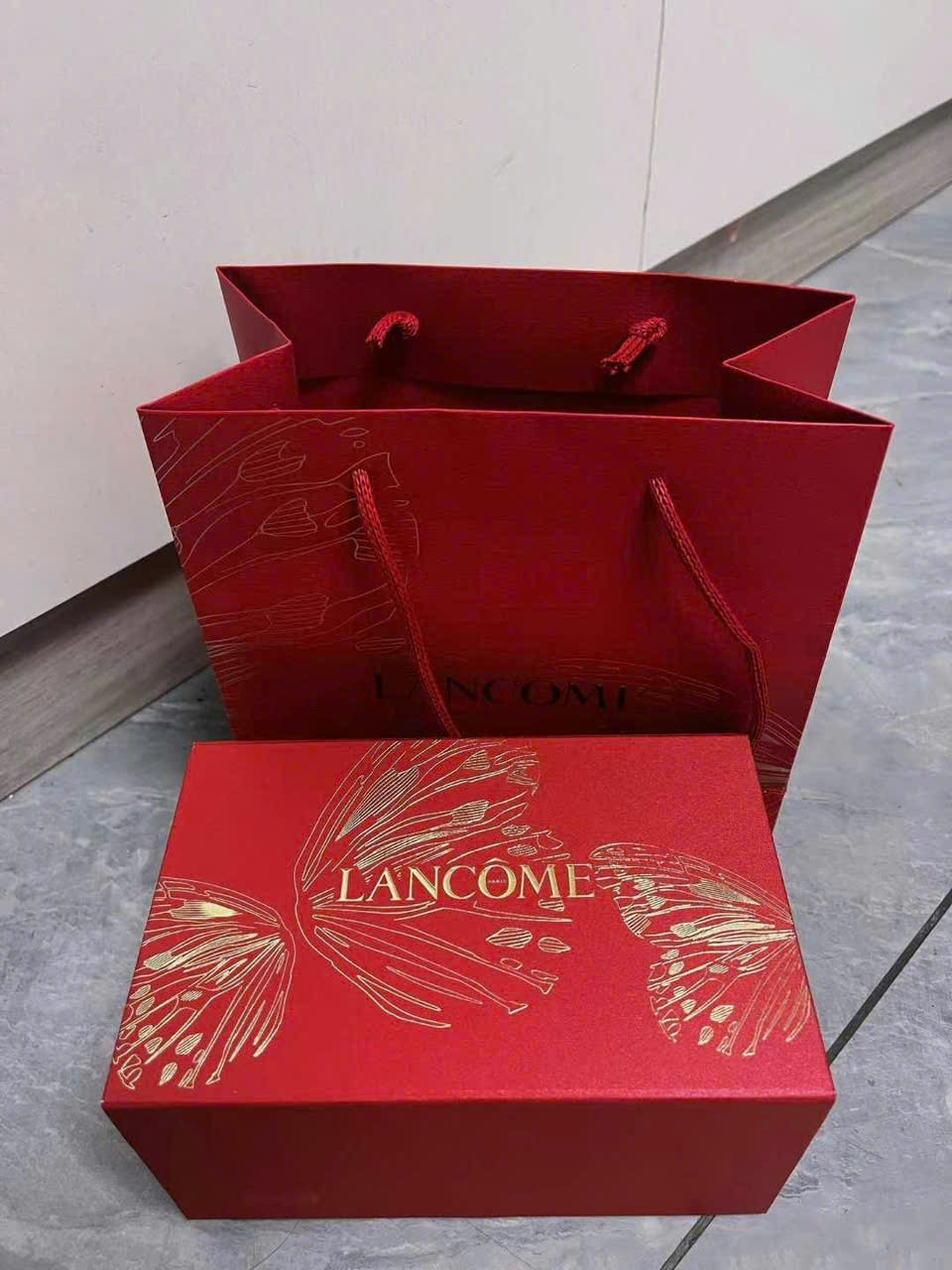Túi giấy & Hộp quà LANCOME size lớn 32cm