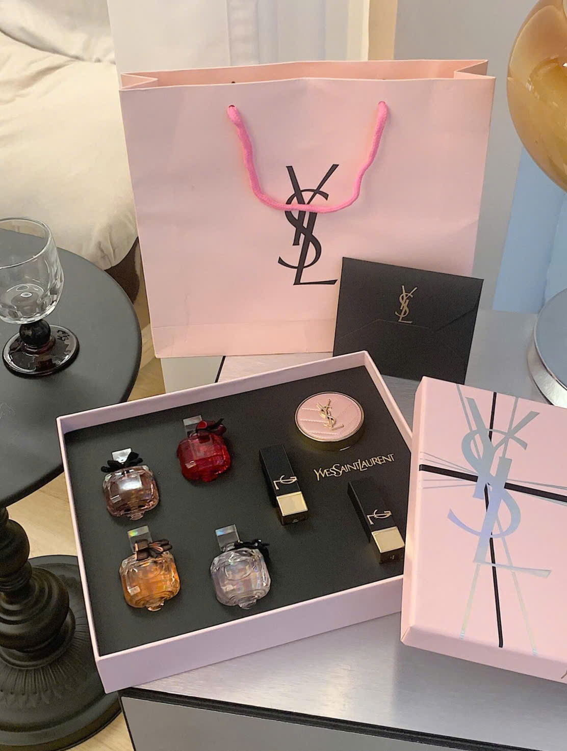 Set YSL son/nước hoa/cushion Minisize Limited Edition 2024