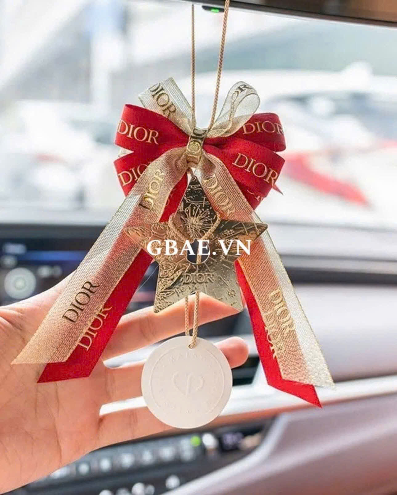Móc Treo Nơ Kèm Charm Gift DIOR Chính Hãng - Fullbox Kèm Túi Giấy